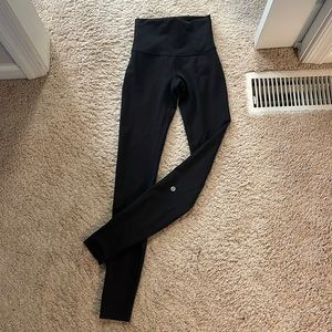 Lululemon Wunder-Train High Rise Tight 28”